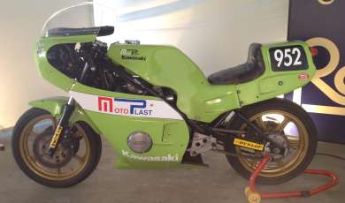 KAWASAKI MOTOPLAST STANGA