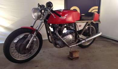 TRIUMPH Rickman Metisse